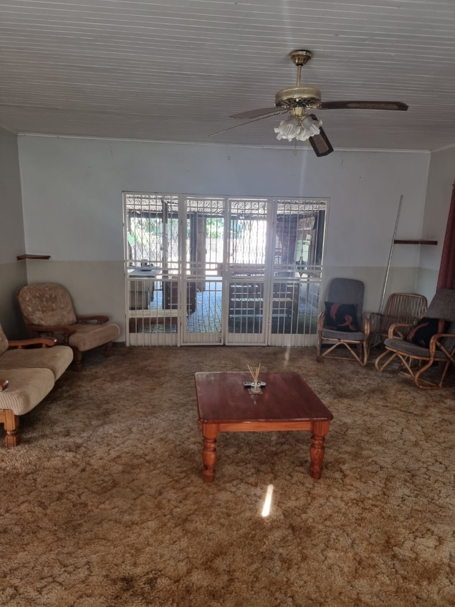 To Let 4 Bedroom Property for Rent in Schoemansville North West